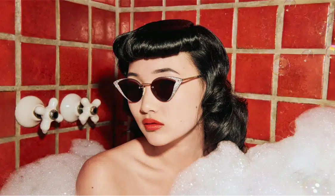gucci - GG0898S - gold_grey - cateye sunglasses - lifestyle