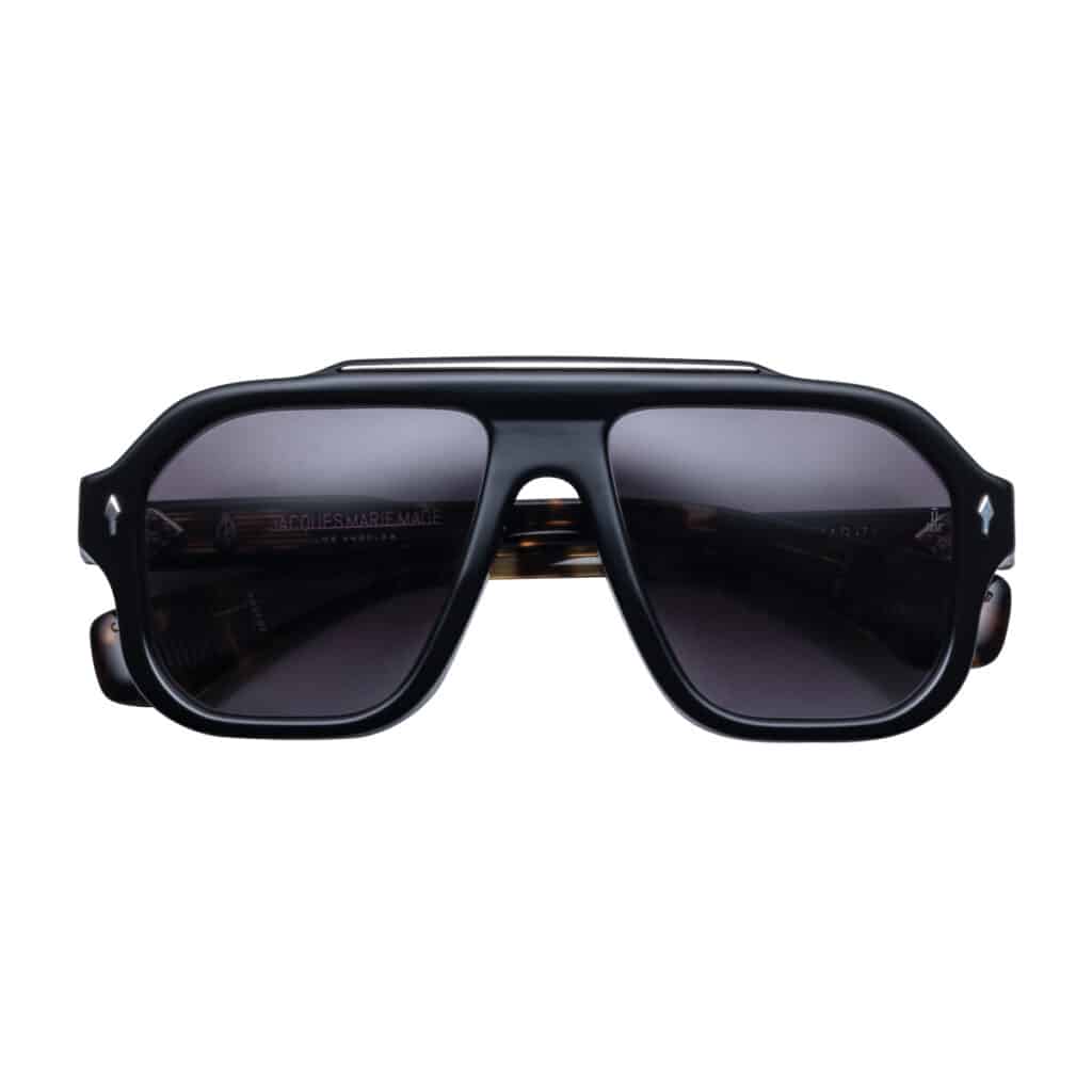Octavian_Noir_Front_Cropped_53